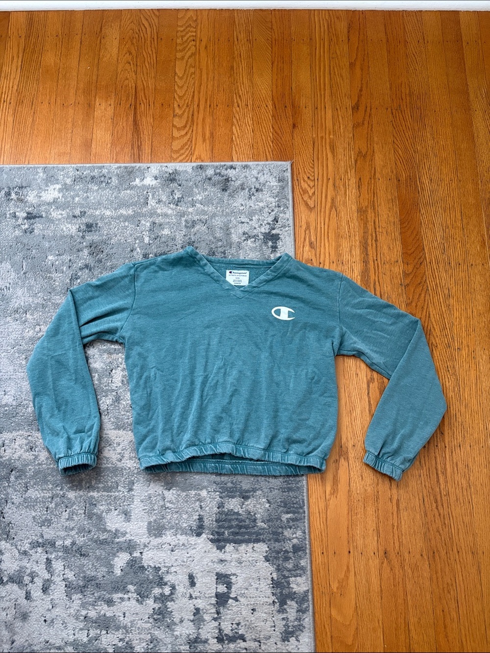 Champion Teal V-Neck Cropped Sweatshirt, Women’s Small